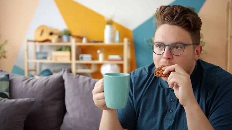 Binge eating disorder treatment combines psychotherapy and sometimes medication